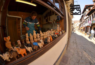 Balkangebirge - Holzschnitzstudio Stoychevi