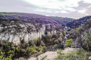 Gebirge in Bulgarien - Das Devetashko-Plateau