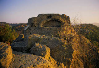 Momtschilgrad Felsenkultkomplex Tatul