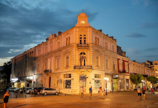 Russe - Das Bankhaus Girdap